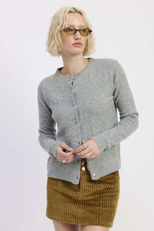 FITTED BUTTON UP CARDIGAN