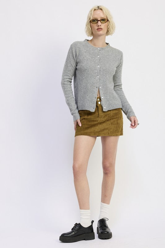 FITTED BUTTON UP CARDIGAN
