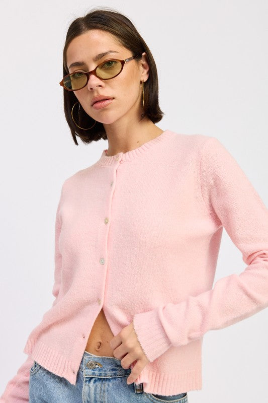 FITTED BUTTON UP CARDIGAN