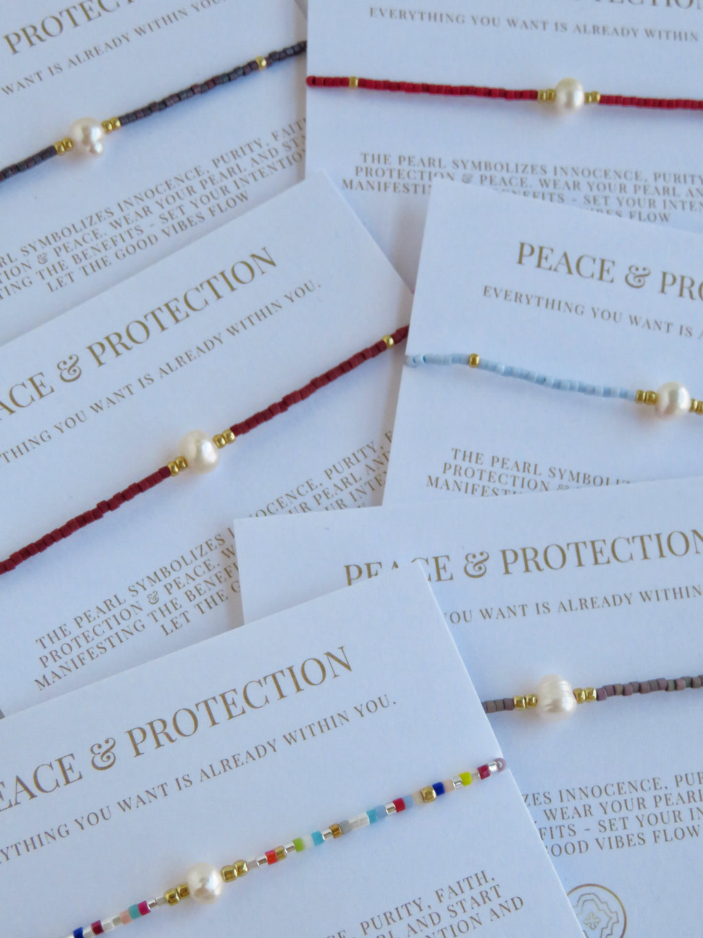 Manifest Peace - Pearl Bracelet