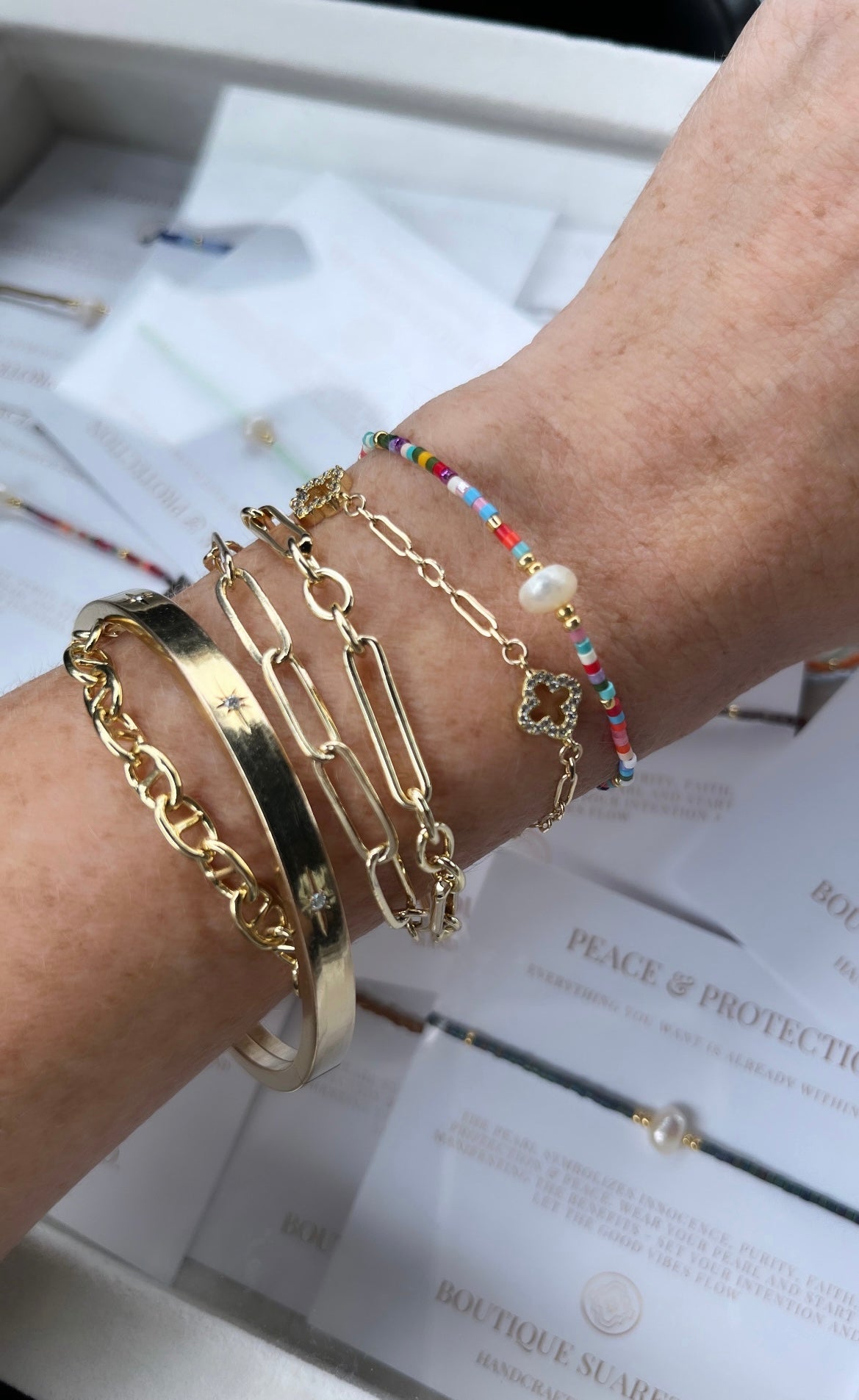 Manifest Peace - Pearl Bracelet