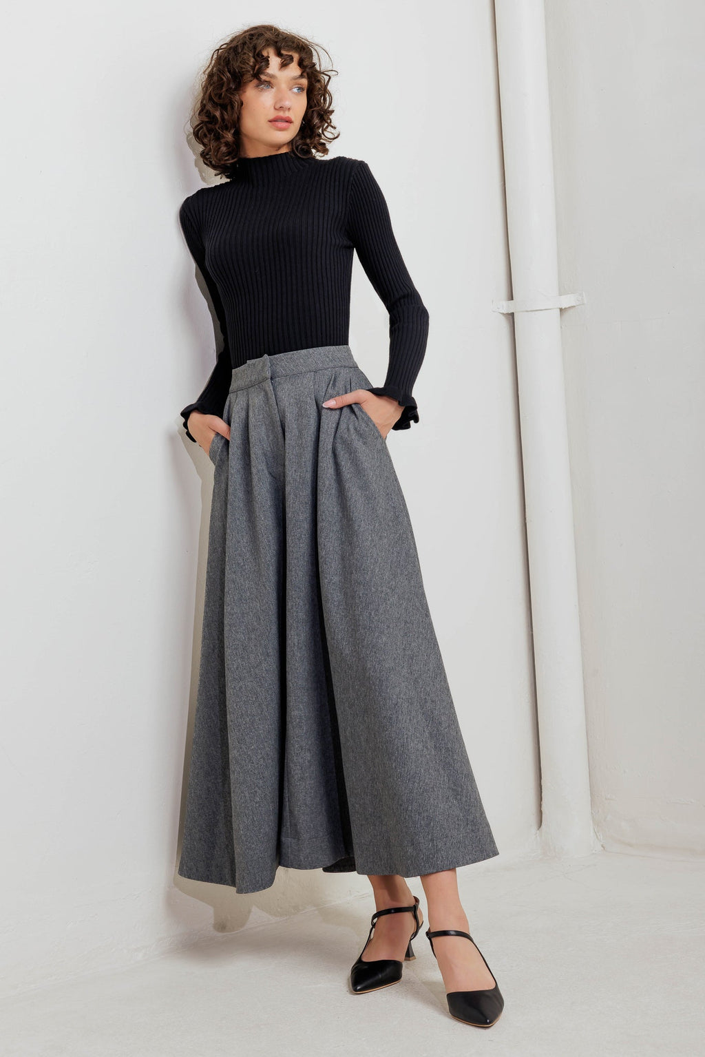 TIMELESS LOOK WOVEN MIDI CIRCLE SKIRT