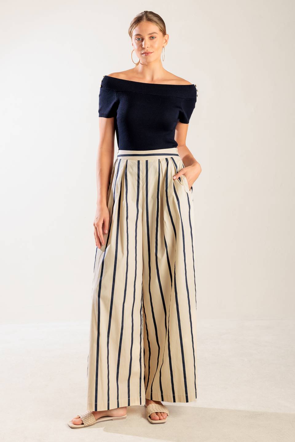HERE AND NOW WOVEN PANTS