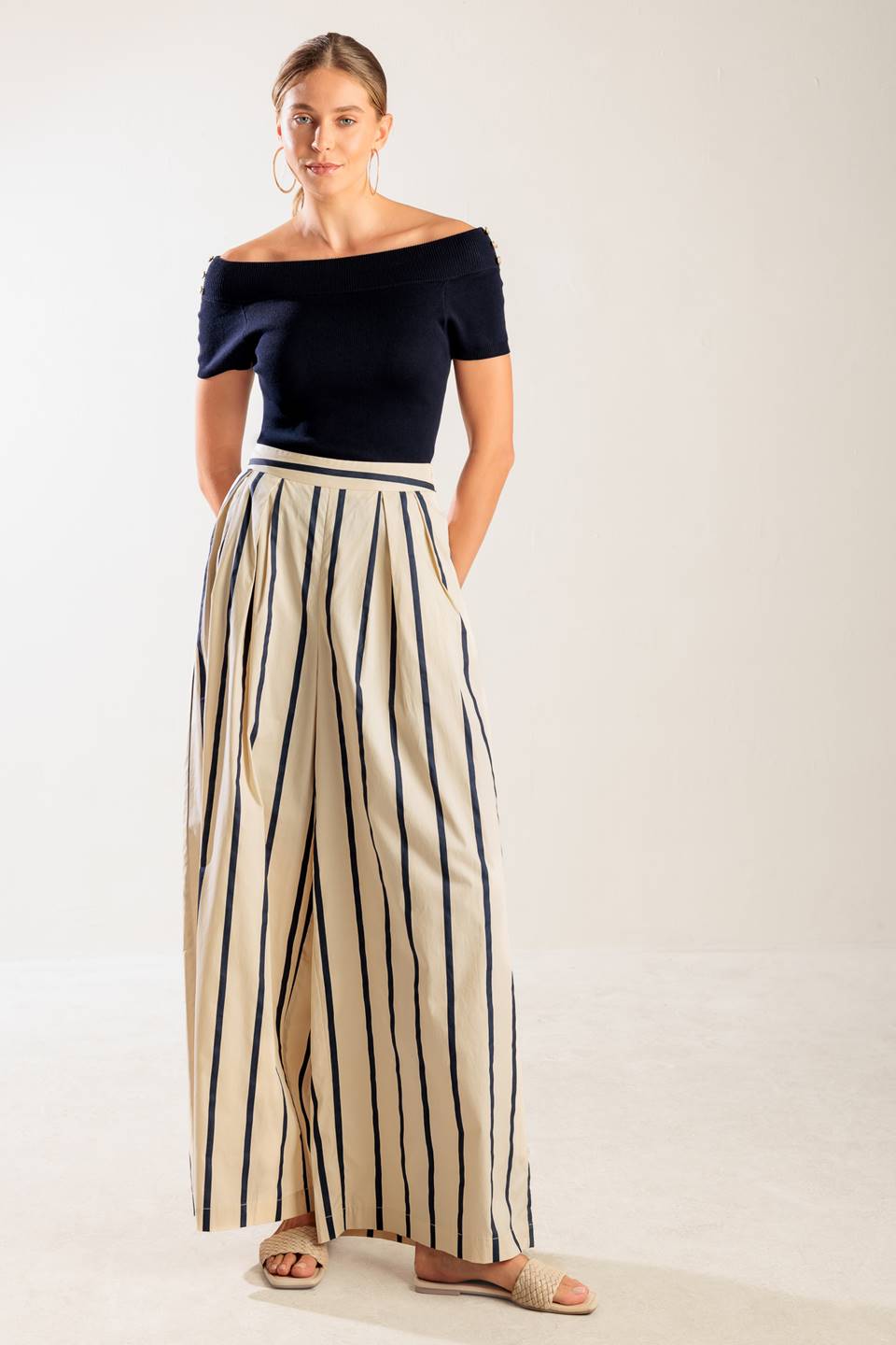 HERE AND NOW WOVEN PANTS