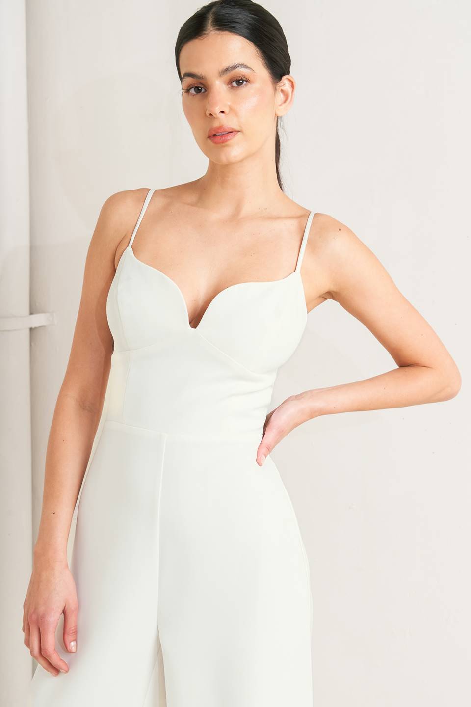 PRISTINE EDGE OFF WHITE WOVEN JUMPSUIT