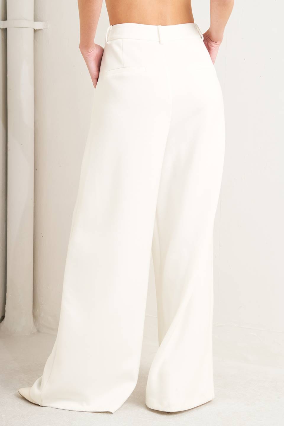 PURE ELEGANCE WOVEN PANTS