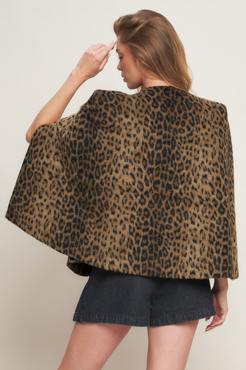 SAVAGE SOPHISTIQUE WOVEN CAPELET