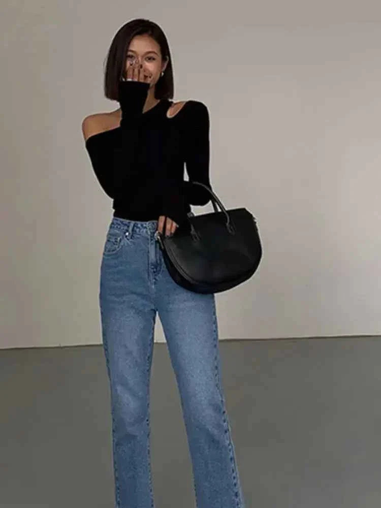 Sleek Spring Off-Shoulder Slim Crop Top