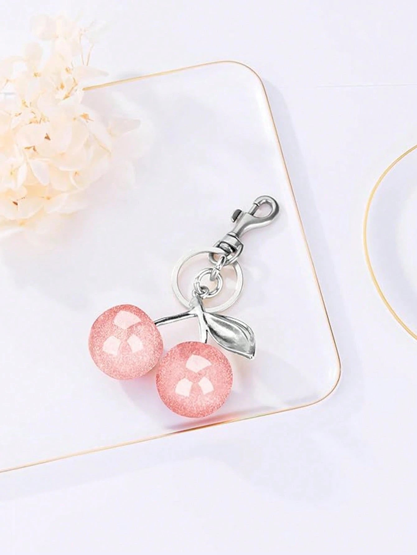 1Pc Cherry Shaped Keychain Bag Charm - Car Cherry Accessory Keyring, Women'S Christmas/Valentine'S Day Gift (Size: 4.3In/10.92Cm X 2.6In/6.6Cm, Cherry Size: 1.18In/3Cm)