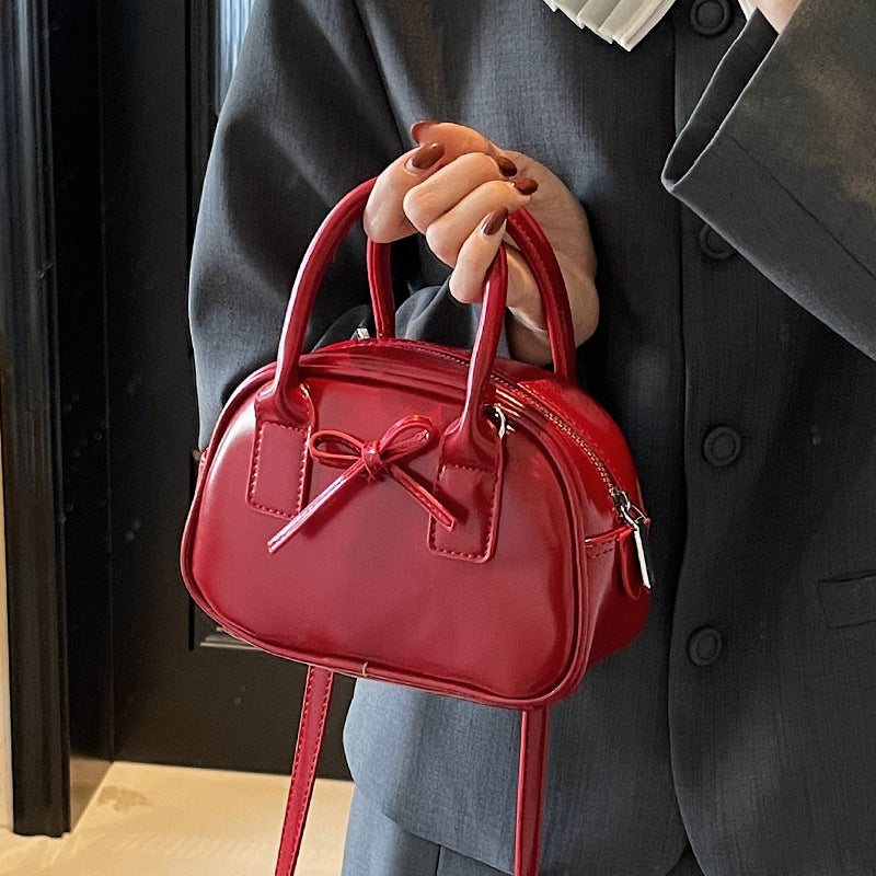 Cross-border Hot Sale Advanced Texture Oil Wax Leather Hand Carrying Bowling Bag