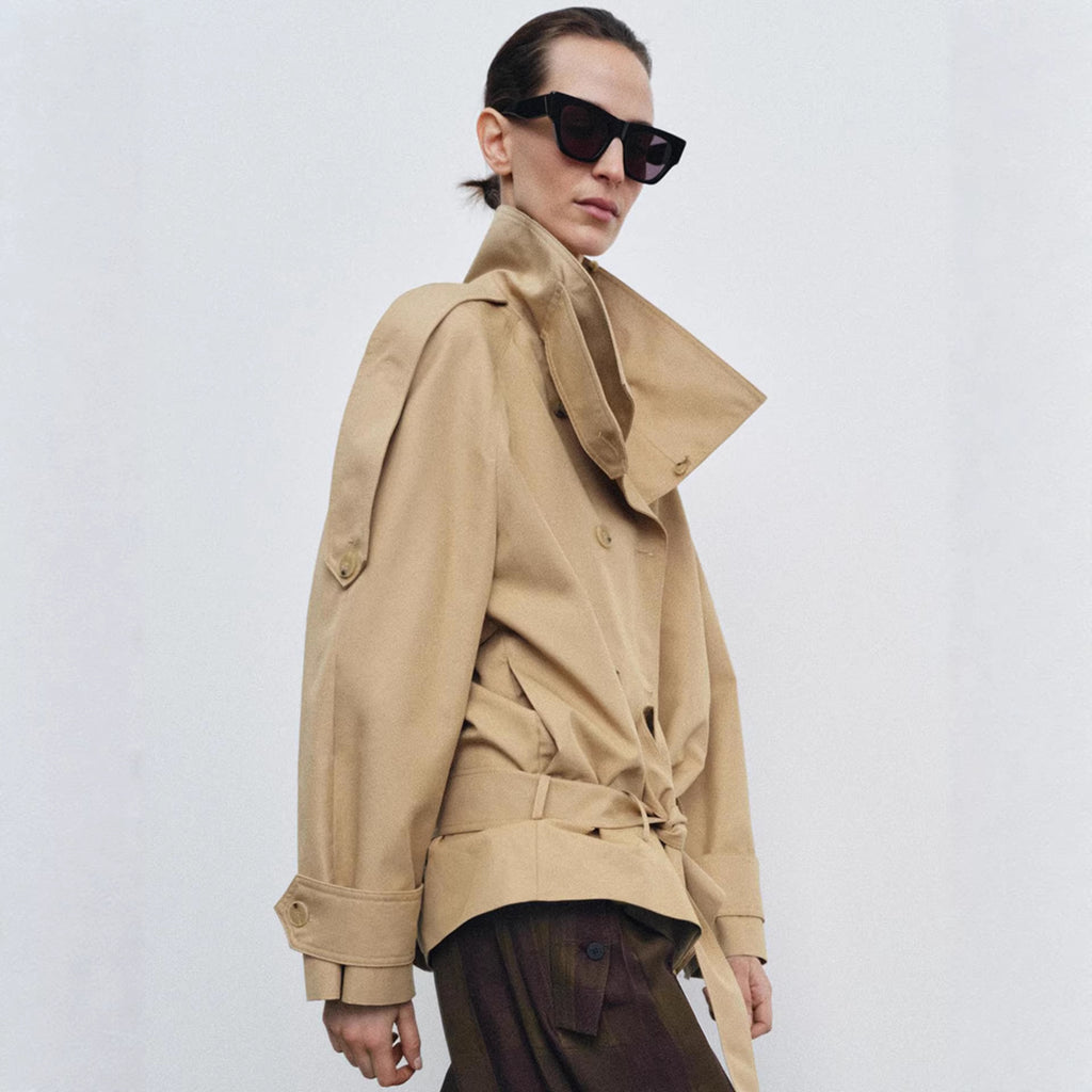 Double-breasted Belted Short Trench Coat With A Stand-up Collar