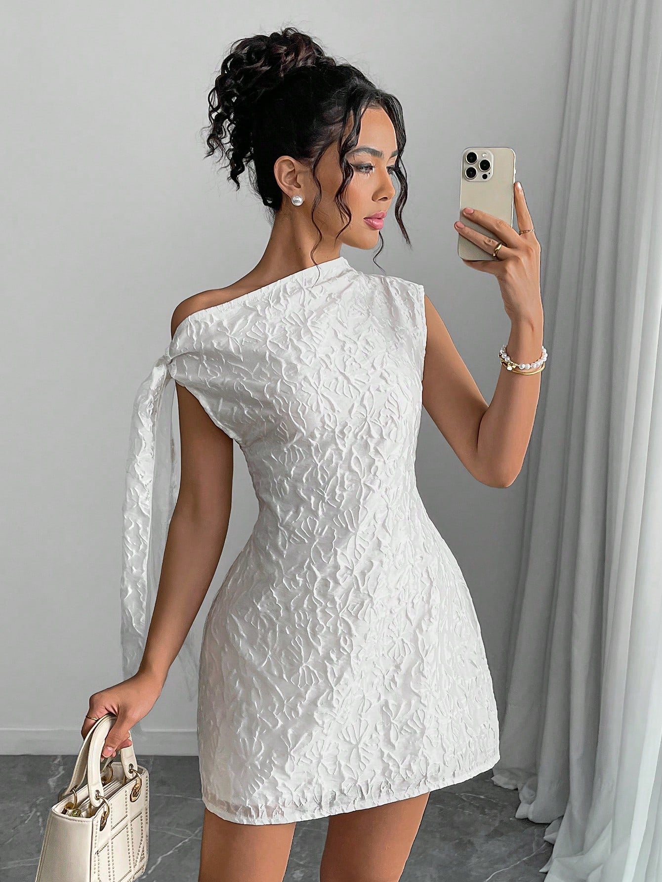 Women'S Elegant Solid Color Sleeveless Tie-Shoulder Minimalist Cropped Woven Dress, Light-Colored Butterfly Texturize Fabric