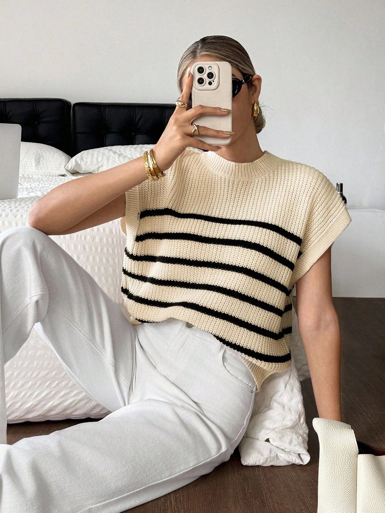 SHEIN Frenchy Women'S Striped round Neck Batwing Short Sleeve Loose Knit Top Elegant Commuter Dress Fall Women Clothe Metal Decoration Back to School Teacher Outfits for Women Summer