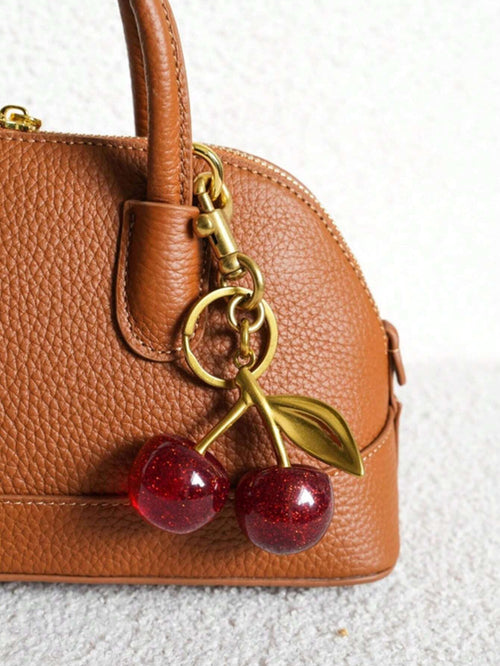 1Pc Cherry Pendant, New Big Cherry Shape Crystal Pendant Key Chain, Sparkling Cherry Keyring Charm with Clip, Shiny Resin and Metal Materials, for Women Wallet and Bag Car Accessories Bag Charm School Cute Goth Y2K