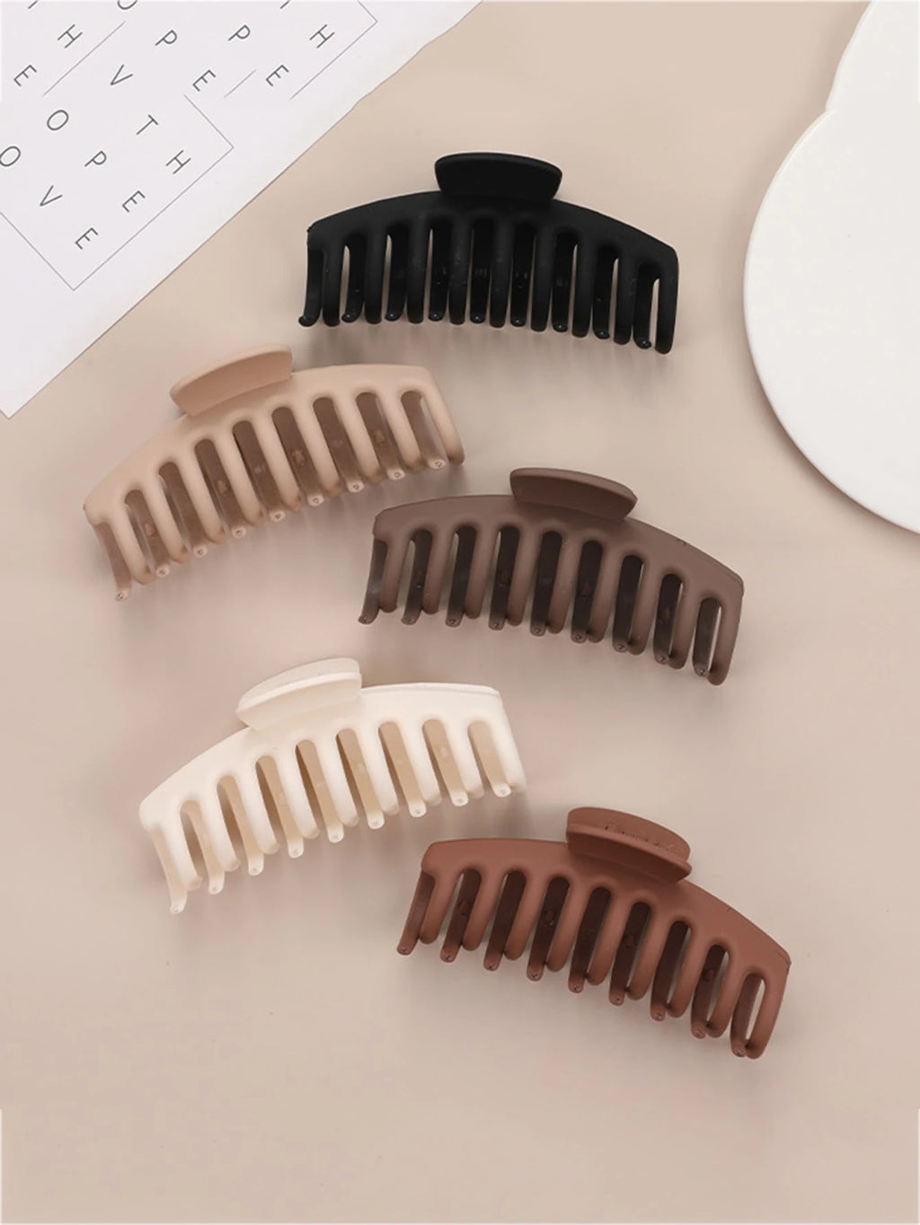 5Pcs Fashion Solid Hair Claw for Thick Hair, Strong Hold Jaw Hair Clamps, Butterfly Hair Clips Hair Claws Hairpins Fashion Hair Accessories for Women Casual Summer, School Stuff, College Fall Winter Claw Clip for Vacation Outfits Woman