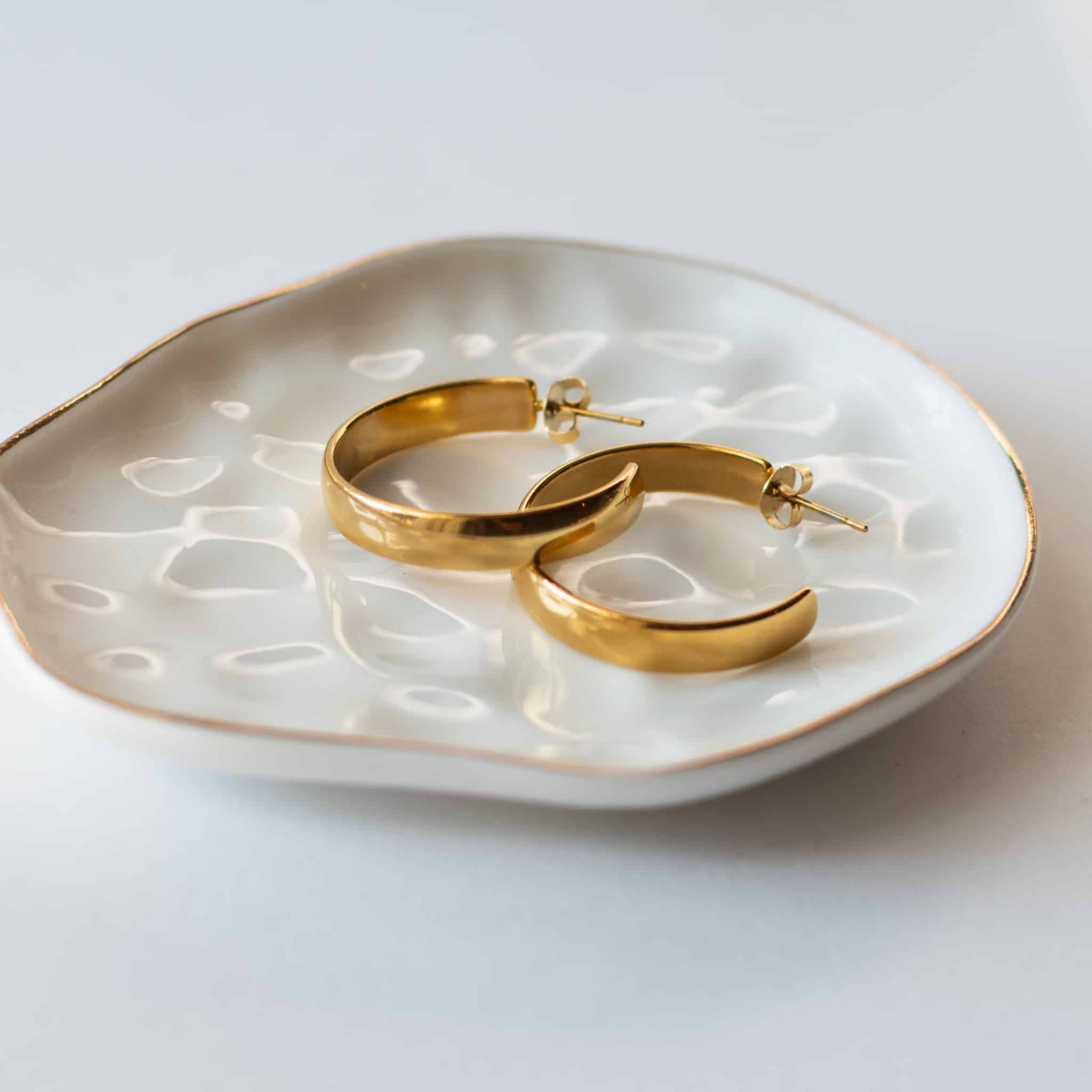 Vivian Hoop Earrings